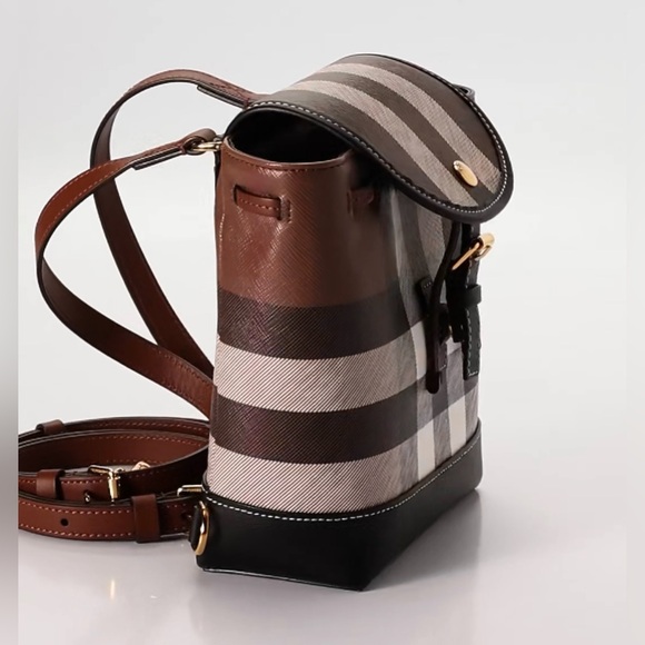 ❌SOLD❤️Burberry NWT Micro Check Leather Backpack - Picture 7 of 11